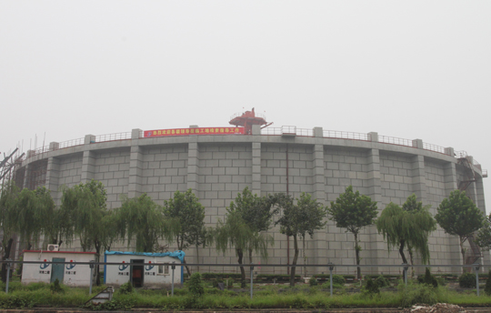黃臺電廠圓形煤場外觀整潔大方，色澤均勻
