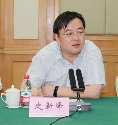 濮陽豫能發(fā)電有限責任公司黨委書記史新峰在會上致辭