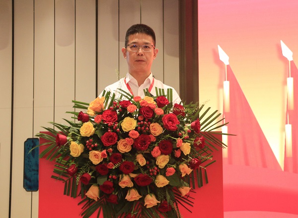 3集團公司總經(jīng)理祝建明在會上致辭.JPG